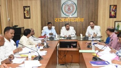 राजनांदगांव : पॉवर कंपनी के अध्यक्ष डॉ. रोहित यादव ने विभागीय कार्यों की प्रगति पर मैदानी अधिकारियों की ली समीक्षा बैठक