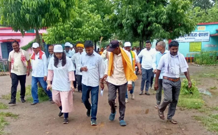 राजनांदगांव : स्वच्छता ही सेवा अभियान अंतर्गत ग्राम कुतुलबोड़ भाठागांव में स्वच्छता कार्यक्रम का आयोजन