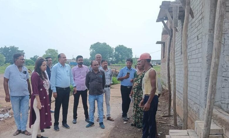 राजनांदगांव : सीईओ जिला पंचायत ने ग्राम पंचायत सुन्दरा, अचानकपुर भाठापारा एवं सोमनी में चल रहे विकास कार्यों का किया औचक निरीक्षण