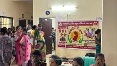 मोहला : स्वस्थ नारी सशक्त परिवार अभियान के तहत गर्भवती महिलाओं की जांच