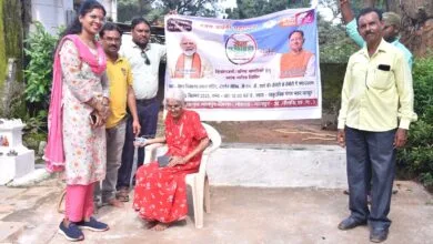 मोहला : जिले में वरिष्ठजन व दिव्यांग हितग्राहियों के लिए आयोजित हुआ विकासखंड स्तरीय पेंशन निराकरण शिविर