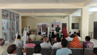 मोहला : वृद्धजनों के लिए विशेष स्वास्थ्य कार्यक्रम का हुआ आयोजन