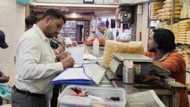 राजनांदगांव : कलेक्टर ने आगामी दीपावली पर्व के दृष्टिगत खाद्य प्रतिष्ठान एवं मिठाई दुकानों के जांच करने के दिए निर्देश