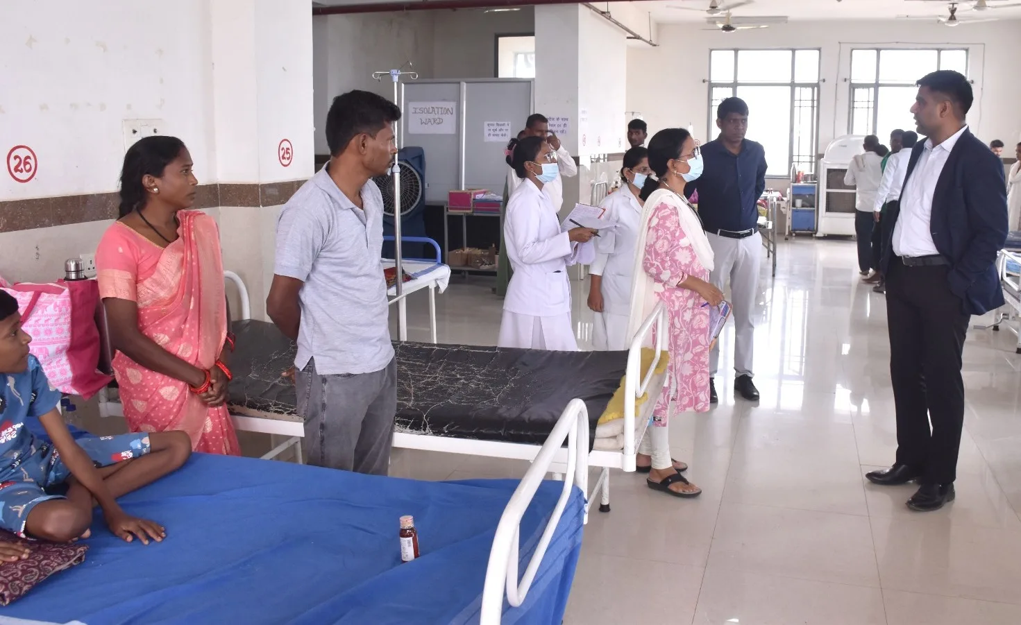 राजनांदगांव : कलेक्टर ने जिला चिकित्सालय का किया निरीक्षण