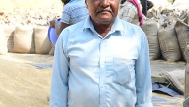 राजनांदगांव : धान उपार्जन केन्द्रों में मिल रही सुविधाओं से जिले के किसानों में खुशी : किसान यादव राम वर्मा