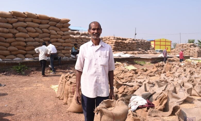 राजनांदगांव : खरीफ विपणन वर्ष 2025-26, किसान सेवक दास ने धान खरीदी केन्द्र रामपुर में बेचा 50 क्विंटल धान