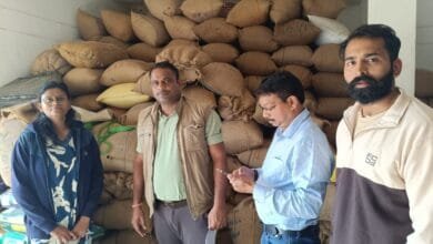 राजनांदगांव : जिले में अवैध धान बिक्री की रोकथाम के लिए कोचियों एवं बिचौलियों पर की जा रही कड़ी कार्रवाई