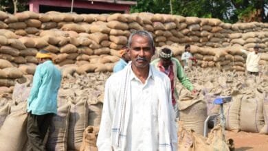 राजनांदगांव : राज्य शासन द्वारा समर्थन मूल्य एवं कृषक उन्नति योजना के तहत धान खरीदी से किसान हो रहे आर्थिक रूप से मजबूत