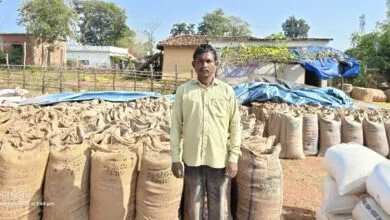 मोहला : ग्राम पांडरवानी के किसान श्री सेवाराम ने एकटकन्हर धान उपार्जन केंद्र में 60 क्विंटल धान का किया विक्रय