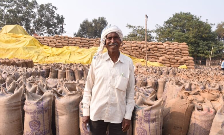 राजनांदगांव : किसान बिश्राम दास ने मेहनत का उचित दाम मिलने पर जाहिर की प्रसन्नता