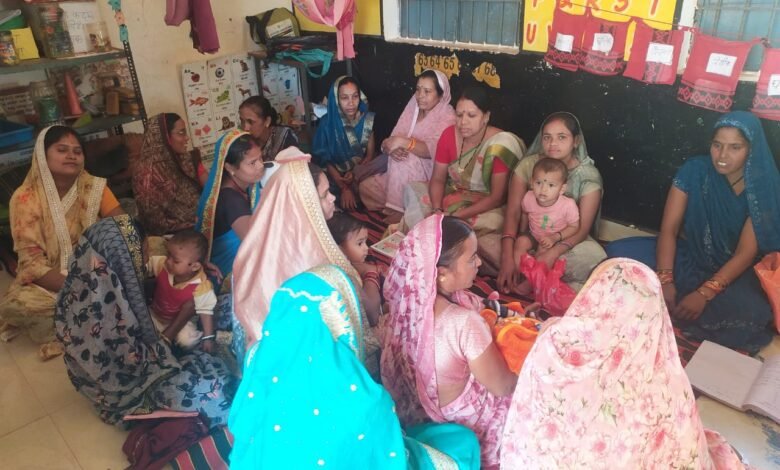 राजनांदगांव : आंगनबाड़ी केन्द्रों में पालक चौपाल कार्यक्रम आयोजित