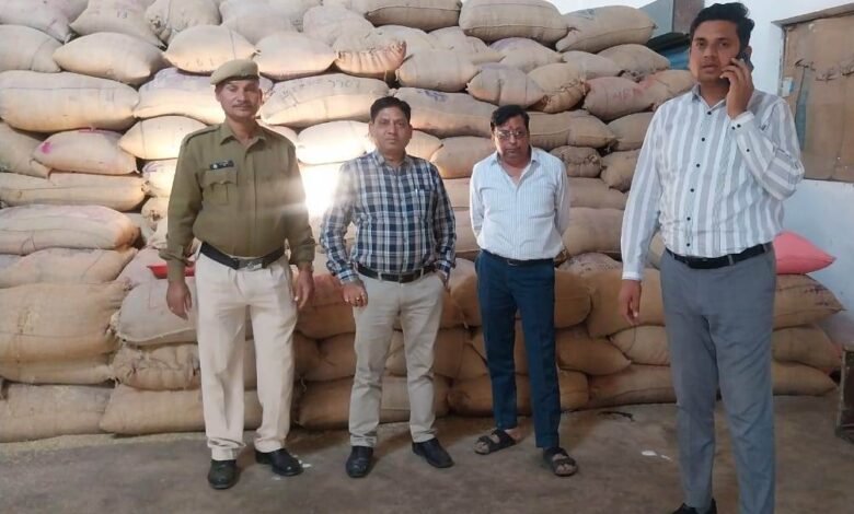 राजनांदगांव : आज कुल 4 प्रकरणों में 75 लाख 37 हजार 960 रूपए मूल्य के 2431.60 क्विंटल (6079 बोरा) अवैध धान जप्त