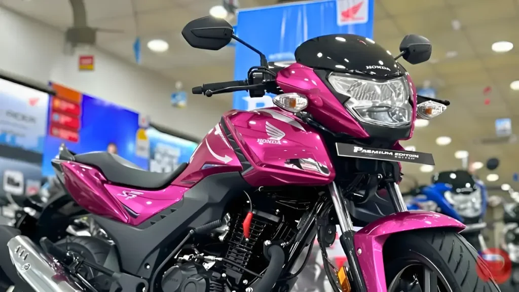 Honda SP 125 बनी मिडिल क्लास की पहली पसंद, 70kmpl माइलेज और दमदार फीचर्स के साथ कीमत सिर्फ ₹55,999