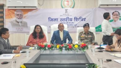 मोहला : सुशासन के साथ जनसामान्य को जोड़ने से योजनाओं के क्रियान्वयन में आएगी प्रगति-सेवानिवृत्त आईएएस जीआर चुरेंद्र