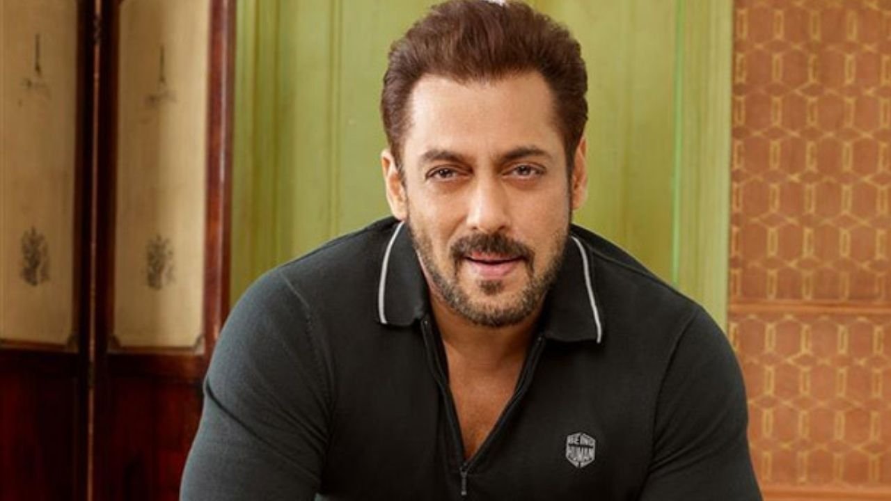 Salman Khan 60th Birthday Celebration: पैप्स संग केक कटिंग, पनवेल फार्महाउस पर सितारों का जमावड़ा