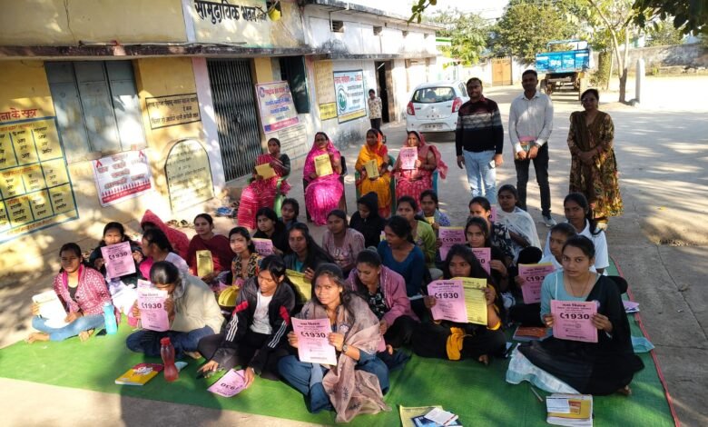 शासकीय कमला देवी रठी स्नातकोत्तर महाविद्यालय राजनंदगांव द्वारा राष्ट्रीय सेवा योजना अंतर्गत ग्राम अलीखूंटा (रानीतराई) में सात दिवसीय शिविर का आयोजन किया गया था जिसमें साइबर सेल राजनांदगांव द्वारा कैंप मैं शामिल छात्राओं एवं ग्रामीणों को साइबर अपराध की जानकारी एवं उससे बचने के उपाय बताकर तथा पंपलेट बांट कर उन्हें साइबर जागरूक किया गया। किसी भी प्रकार के साइबर फ्रॉड होने पर तत्काल 1930 हेल्पलाइन नंबर पर शिकायत दर्ज करने के संबंध में विशेष रूप से जागरूक किया गया।