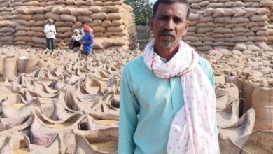 मोहला : धान विक्रय की राशि से उद्धव सिंह खरीदेगें कृषि उपकरण, बढ़ाएंगे उत्पादन क्षमता