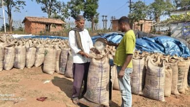 मोहला : जिले 27 उपार्जन केन्द्रों में 6 लाख क्विंटल से अधिक धान खरीदी, 20 हजार 500 क्विंटल धान का हुआ उठाव