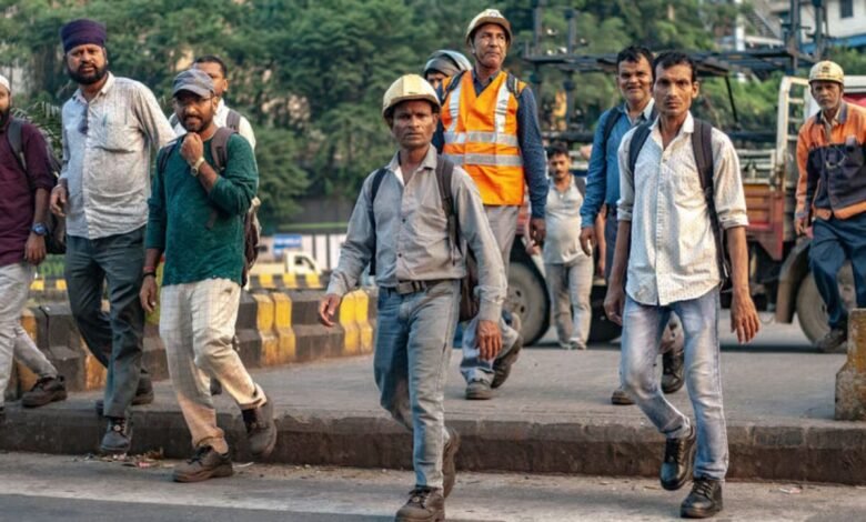 भारत में श्रम सुधार, चार श्रम संहिताएं, EPFO 3.0, न्यूनतम मजदूरी कानून, सामाजिक सुरक्षा भारत, श्रम कानून 2026, कर्मचारी भविष्य निधि, ट्रेड यूनियन हड़ताल 2026, रोजगार योजना भारत, ई श्रम पोर्टल, श्रम एवं रोजगार मंत्रालय, श्रमिक अधिकार भारत, औद्योगिक संबंध सुधार