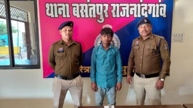 चाकू लहराकर लोगों को डराने वाला युवक गिरफ्तार, बसंतपुर पुलिस की त्वरित कार्रवाई