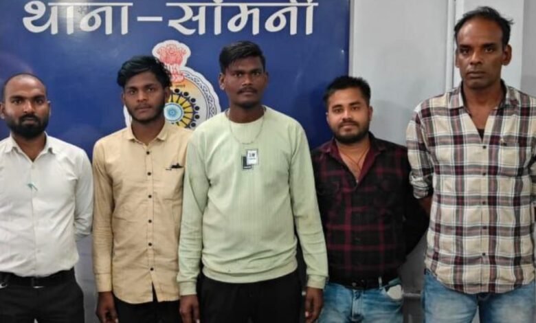 Rajnandgaon: मनगटा में अवैध शराब परोसने वाले रिसॉर्ट्स पर छापा, 6 आरोपी गिरफ्तार .... एक सप्ताह में दूसरी बड़ी कार्रवाई , 53 रिसॉर्ट्स की सघन जांच