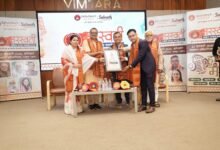 नेताजी आनंद सिंघानिया युवा साहित्य रत्न सम्मान से युवा कवि एवं गीतकार भरत द्विवेदी सम्मानित