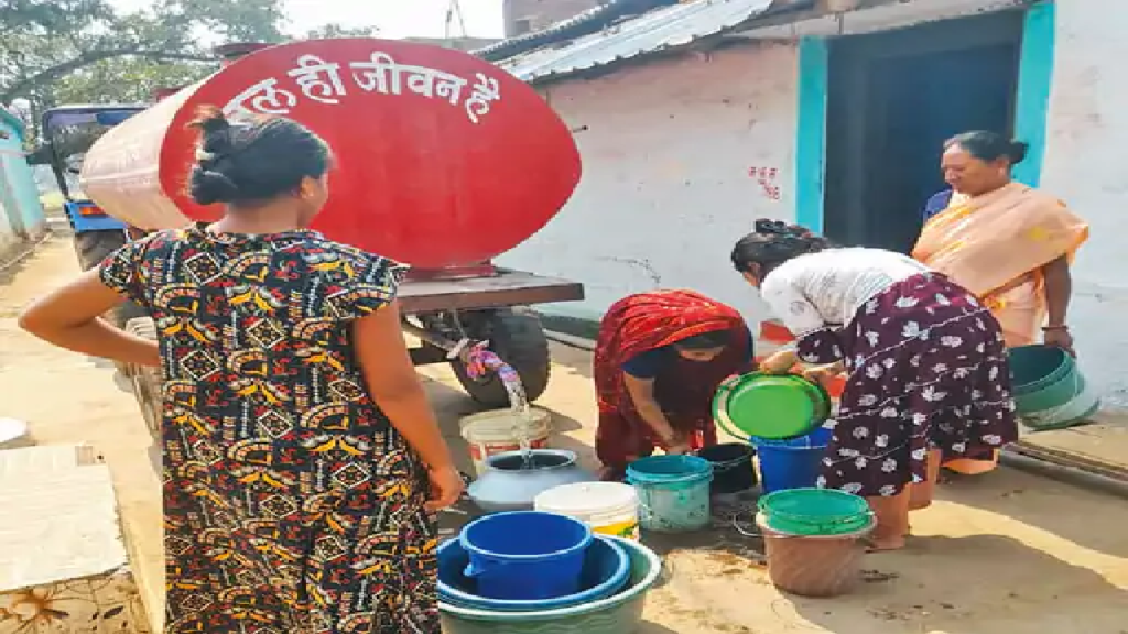 राजनांदगांव : पीएचई से मेरेगांव व चौकी की टंकियों को पानी नहीं मिलने से नागरिकों में आक्रोश…