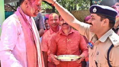 मुख्यमंत्री निवास में होली