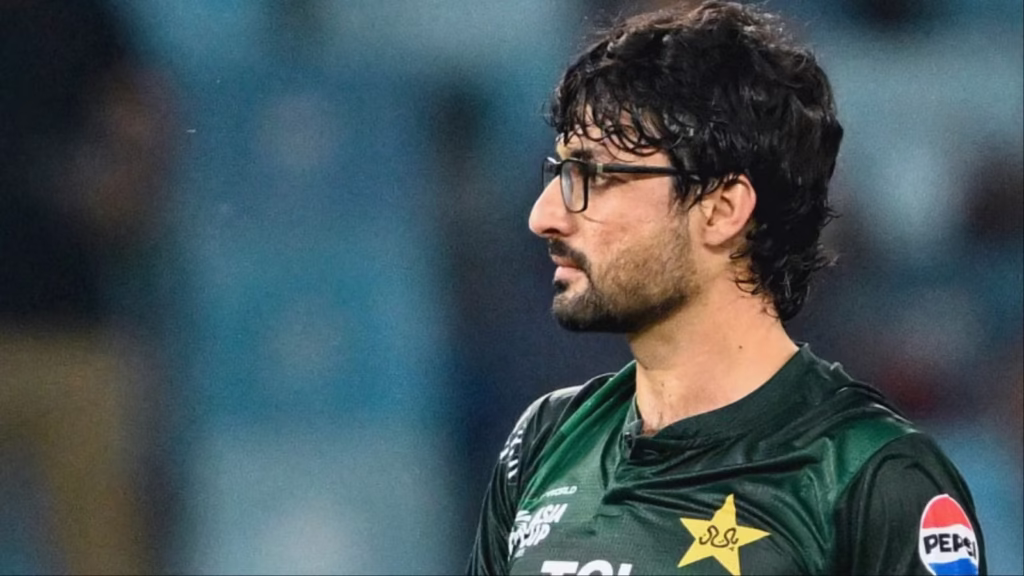 Abrar Ahmed कौन है? ₹2.34 करोड़ में बिके पाकिस्तानी स्पिनर से भारत में क्यों मचा है हंगामा कितनी है नेटवर्थ जानें सब कुछ