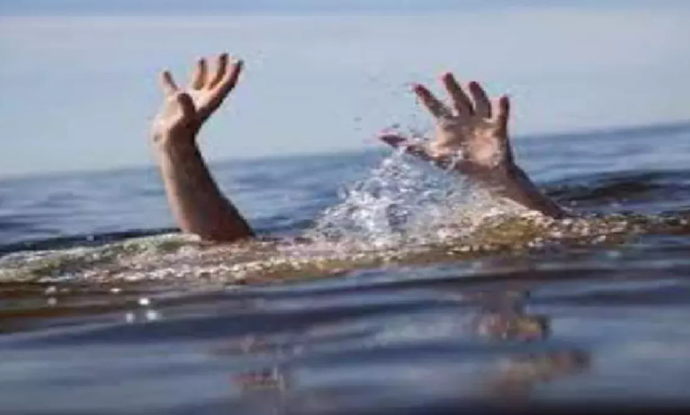 CG : नाले में डूबने से किशोर की मौत …