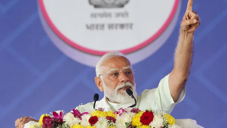 कामाख्या मंदिर जाना होगा आसान, Kamakhya Ropeway: PM मोदी ने किया शिलान्यास, असम को ₹47,800 करोड़ की परियोजनाएं समर्पित