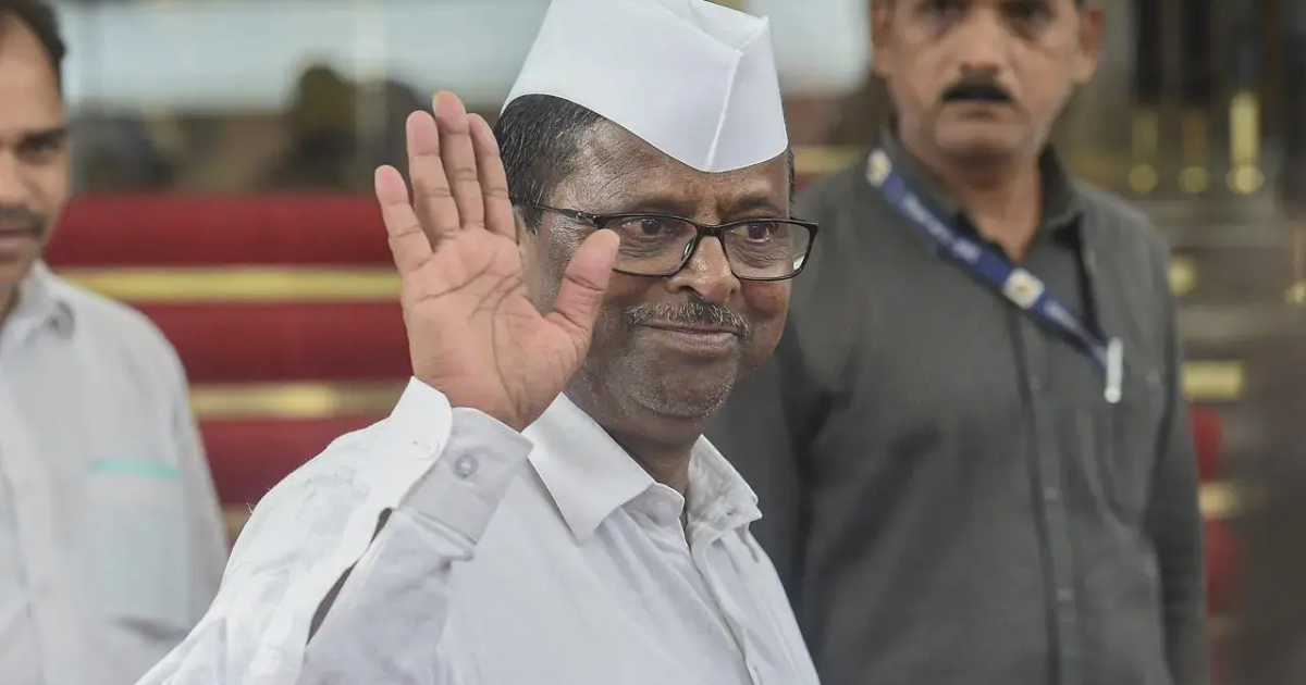 Narhari Zirwal Viral Video 2026: वायरल वीडियो के बाद मंत्री पद खतरे में? विपक्ष ने मांगा इस्तीफा, जानें पूरा मामला