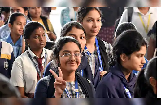 Bihar Board 10th Result 2026: आज दोपहर खुलेगी 15 लाख बच्चों की किस्मत! अभी Roll Number रखें तैयार