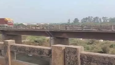 CG : पल्सर सवार की हाइवा के नीचे आने से मौत, दुर्ग खारुन नदी ब्रिज में हुआ हादसा…