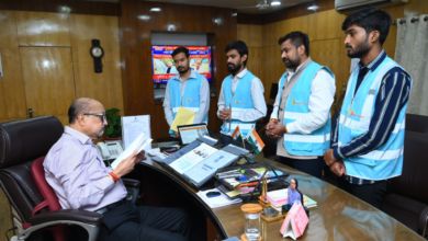 CG : राज्यपाल डेका से फिल परमार्थ आश्रम के संस्थापक ने की भेंट