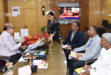 CG : राज्यपाल ने कोसा वस्त्रों के नवाचार और बुनकरों के आर्थिक सशक्तिकरण पर दिया जोर