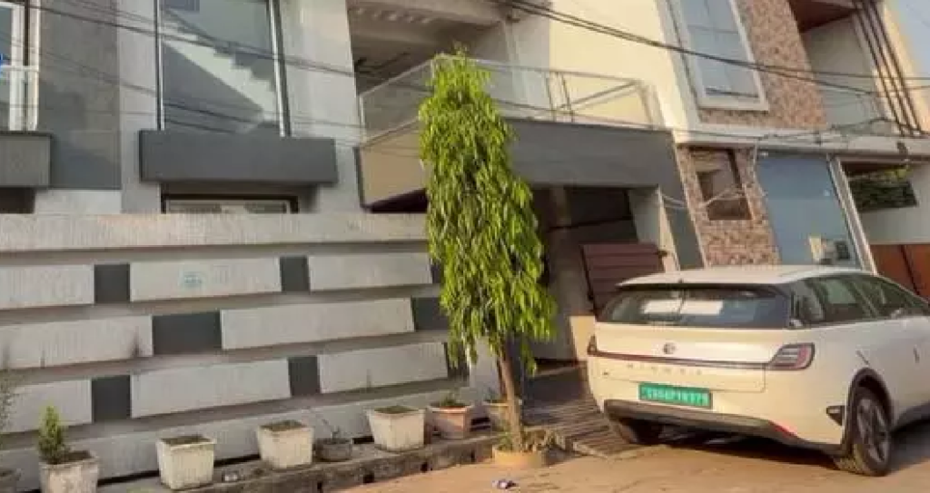 CG : क्राइम ब्रांच ने सट्टा किंग बाबू खेमानी के घर मारी रेड…