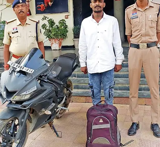 राजनांदगांव : एक लाख का गांजा जब्त, ना​बालिग समेत दो गिरफ्तार…