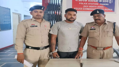 CG : धारदार चाकू के साथ कुख्यात आरोपी गिरफ्तार, कई गंभीर मामलों में रहा है शामिल …