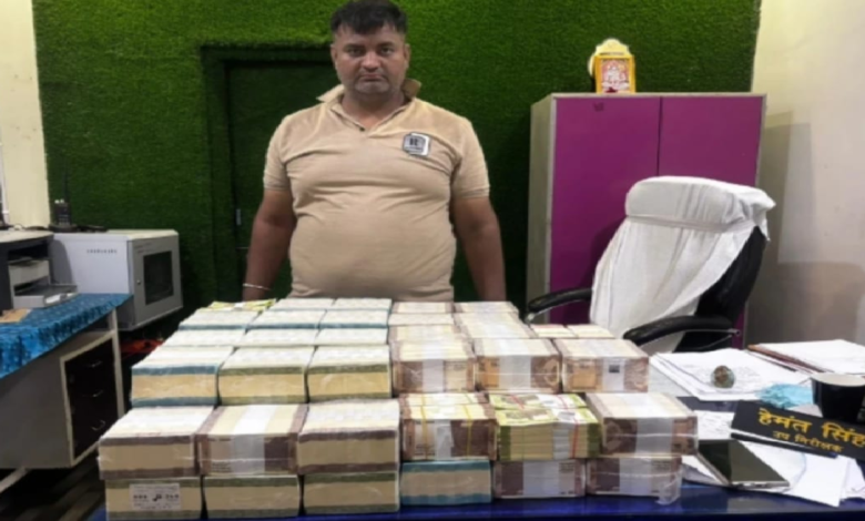 CG : टेंगनमाड़ा स्टेशन के पास सूटकेस में मिला 17 लाख कैश, युवक हिरासत में …