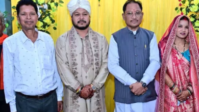 CG : मुख्यमंत्री विष्णुदेव साय ने भतीजे के विवाह में शामिल होकर नवदंपति को दिया आशीर्वाद …