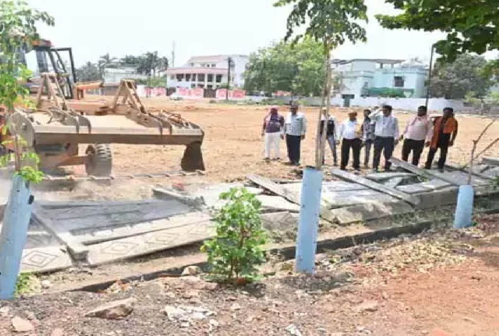 CG : भिलाई में अवैध प्लाटिंग पर चला बुलडोजर …