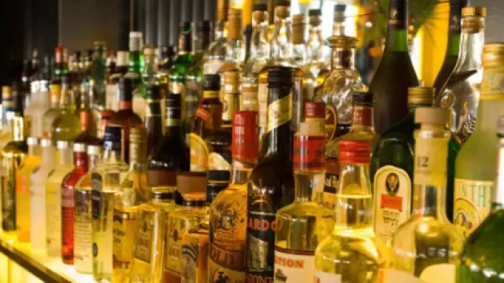 CG : बियर महंगा हुआ, छत्तीसगढ़ आबकारी विभाग ने शराब की नई रेट लिस्ट जारी की ...