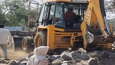 CG : राजस्व शिविर, SDM की मौजूदगी में स्कूल परिसर से हटाया गया अवैध कब्जा …