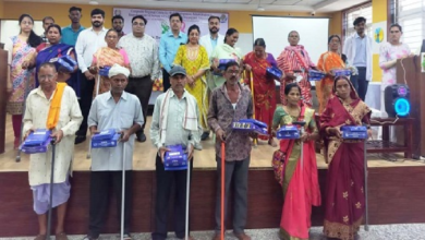 राजनांदगांव : सीआरसी राजनांदगांव द्वारा विश्व पार्किंसन दिवस एवं मौखिक कैंसर जागरूकता माह का आयोजन …