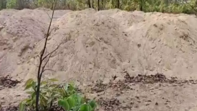 CG : 50 ट्रिप रेत जब्त, जिला प्रशासन ने अवैध भंडारण पर कार्रवाई की …