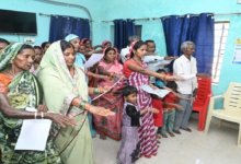 CG : कलेक्टर ने जल संरक्षण महाअभियान के तहत जिले के विभिन्न ग्रामों का किया दौरा …