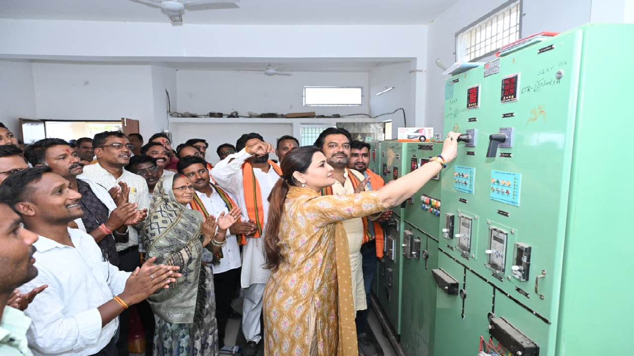 CG : भावना बोहरा ने किया 2.38 करोड़ की लागत से निर्मित विद्युत उप केंद्र का लोकार्पण …
